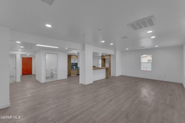 8913 PADILLA Drive, El Paso, TX 79907