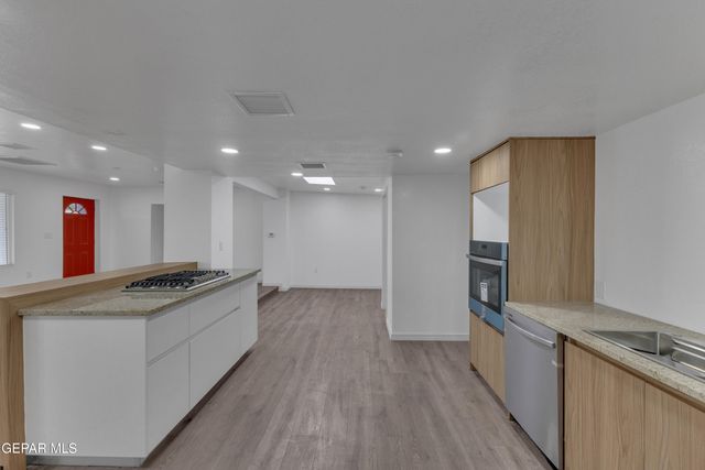 8913 PADILLA Drive, El Paso, TX 79907