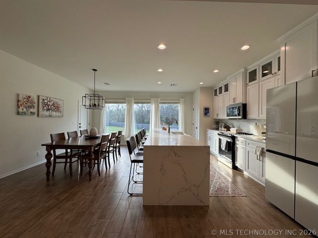 2912 S 6th Place, Broken Arrow, OK 74012