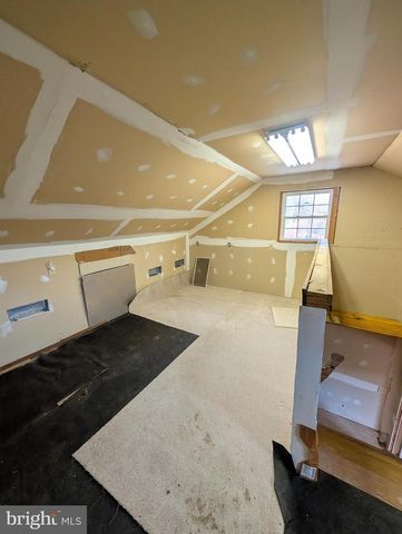 7962 WOODLAND DR, Hanover, PA 17331