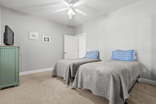 4861 Luster Leaf Cir Apt 204, Myrtle Beach, SC 29577
