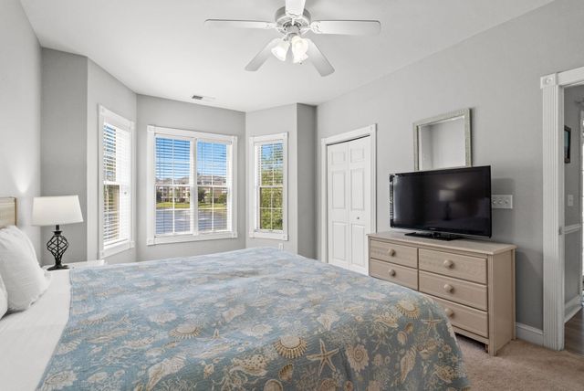4861 Luster Leaf Cir Apt 204, Myrtle Beach, SC 29577