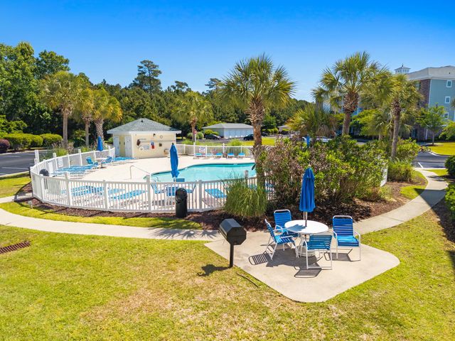 4861 Luster Leaf Cir Apt 204, Myrtle Beach, SC 29577
