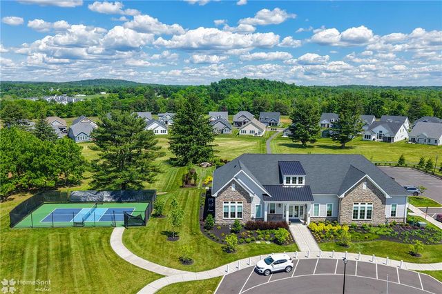 5424 Traditions Drive, Upper Saucon Twp, PA 18036
