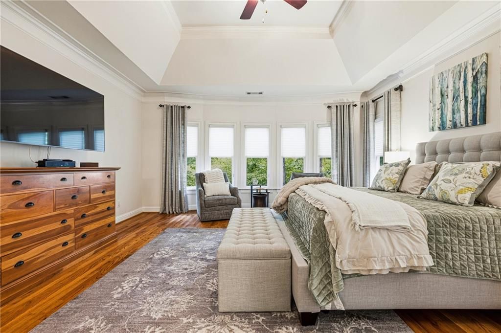Image 22 of property listing at 4054 Newhaven Circle NE, Brookhaven, GA 30319