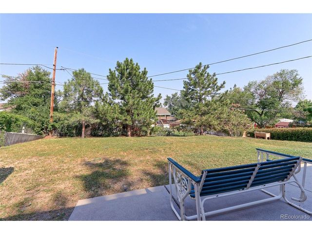 7136 Otis St, Arvada, CO 80003