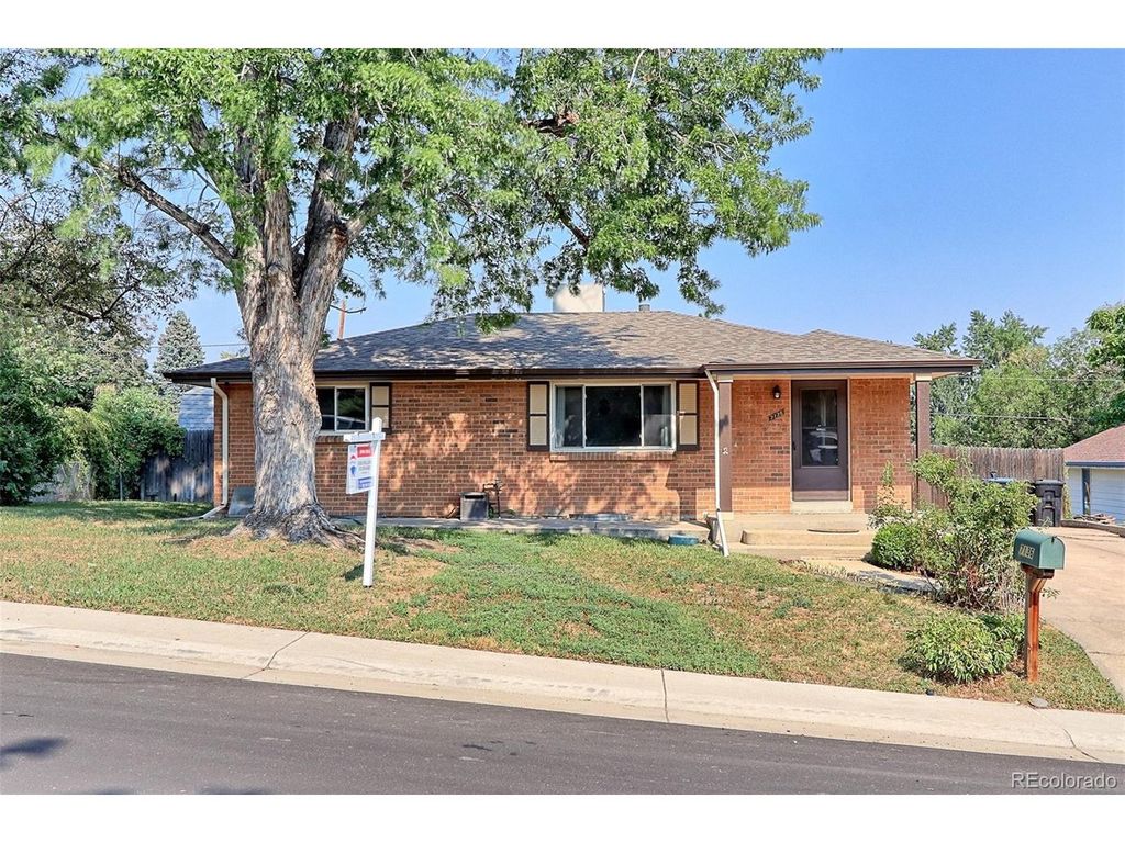 7136 Otis St, Arvada, CO 80003