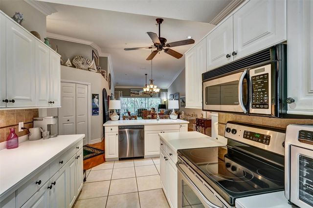 5405 STONEYBROOK LANE, Bradenton, FL 34203