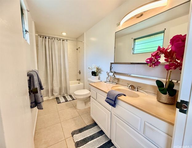 47-494 Apoalewa Place, Kaneohe, HI 96744