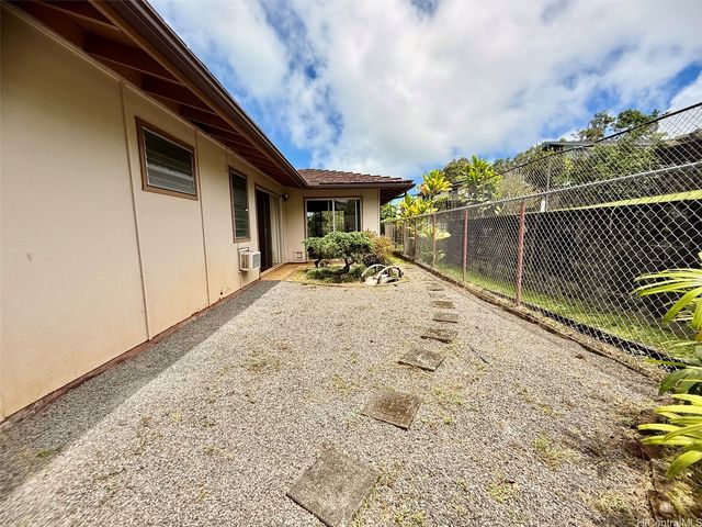 47-494 Apoalewa Place, Kaneohe, HI 96744
