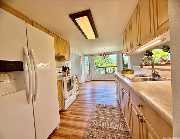 47-494 Apoalewa Place, Kaneohe, HI 96744