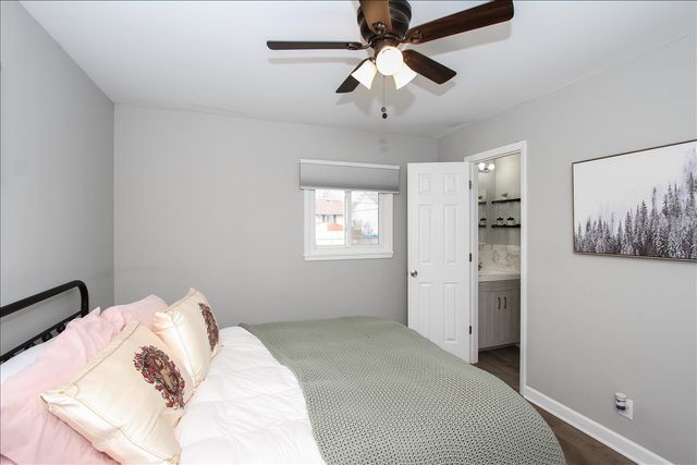 814 Oriole Drive, Streamwood, IL 60107