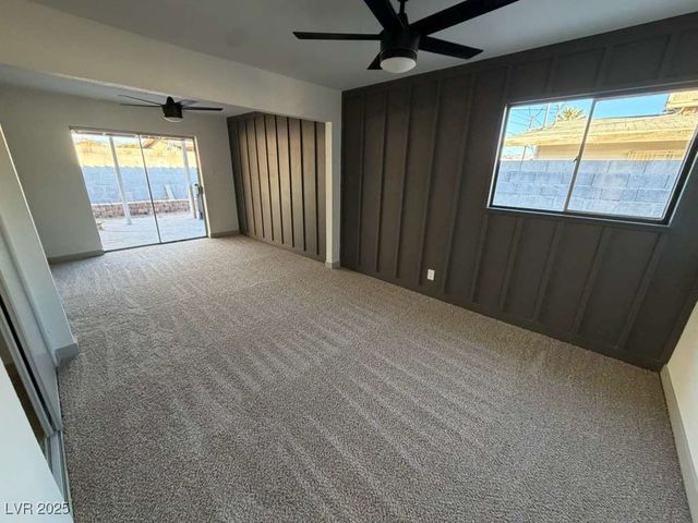 1905 Walker Street, Las Vegas, NV 89106