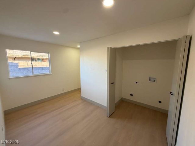 1905 Walker Street, Las Vegas, NV 89106