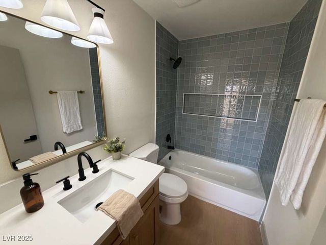 1905 Walker Street, Las Vegas, NV 89106