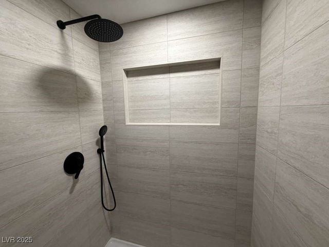 1905 Walker Street, Las Vegas, NV 89106