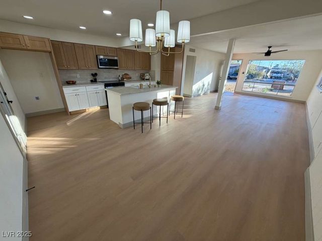 1905 Walker Street, Las Vegas, NV 89106