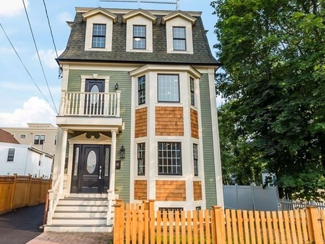 8 Richardson Street 2, Winchester, MA 01890