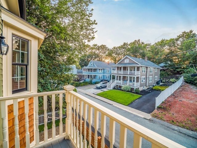 8 Richardson Street 2, Winchester, MA 01890