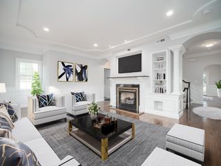 8 Richardson Street 2, Winchester, MA 01890