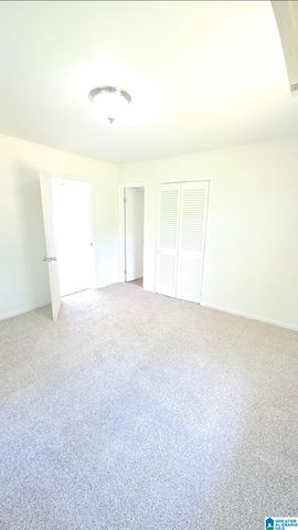 1204 26TH AVENUE N, Hueytown, AL 35023