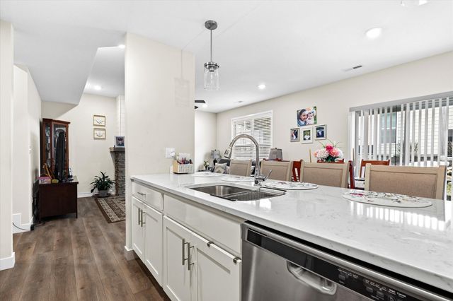 4002 W WORLEY ST UNIT 4, Columbia, MO 65203