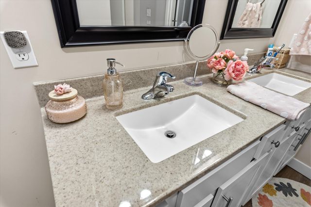 4002 W WORLEY ST UNIT 4, Columbia, MO 65203