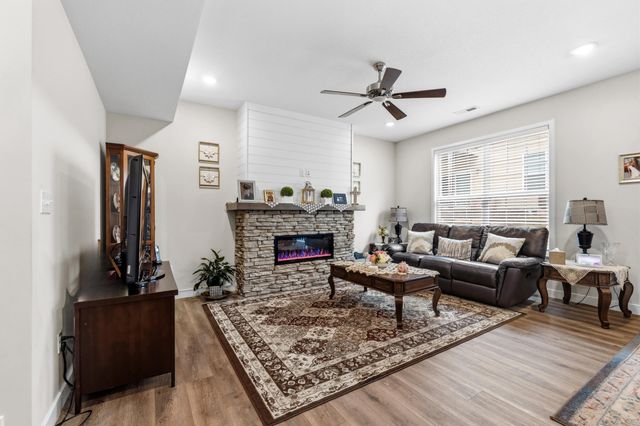 4002 W WORLEY ST UNIT 4, Columbia, MO 65203