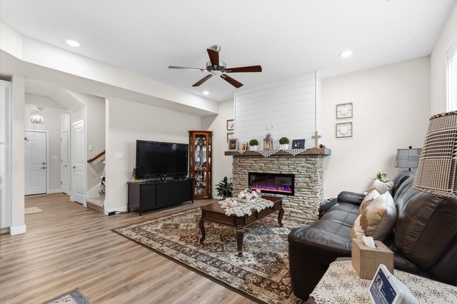 4002 W WORLEY ST UNIT 4, Columbia, MO 65203