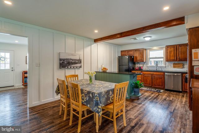17 BRIARCLIFF RD, Elizabethtown, PA 17022