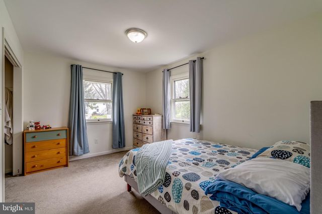 17 BRIARCLIFF RD, Elizabethtown, PA 17022