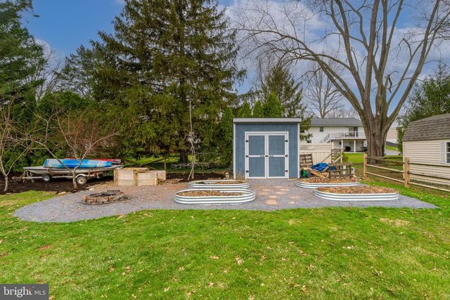 17 BRIARCLIFF RD, Elizabethtown, PA 17022
