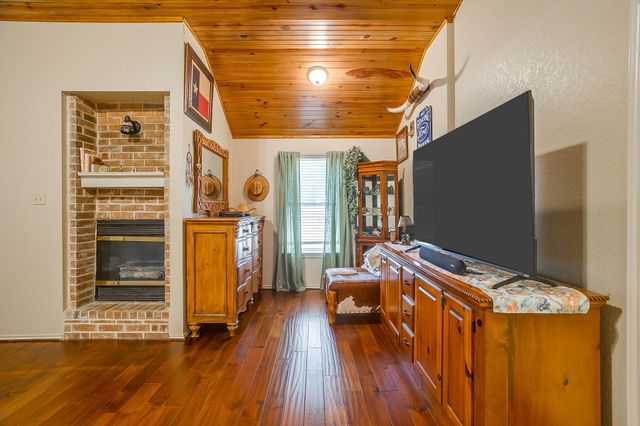 7921 County Road 915b, Joshua, TX 76058
