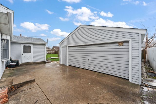 9349 Saric Drive, Highland, IN 46322