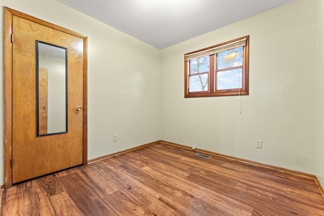 9349 Saric Drive, Highland, IN 46322