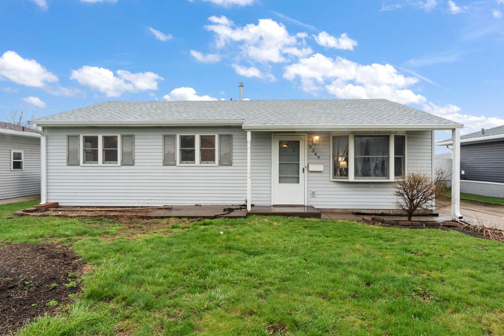 9349 Saric Drive, Highland, IN 46322