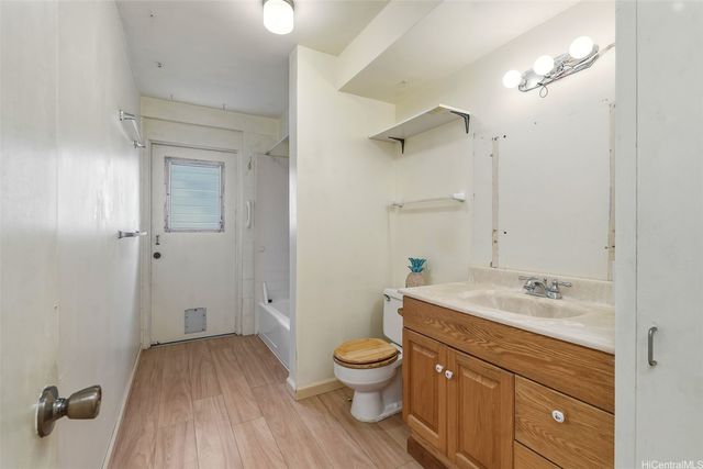 1516 Emerson Street 102, Honolulu, HI 96813