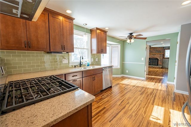 1065 Sheree Drive, Grand Island, NY 14072