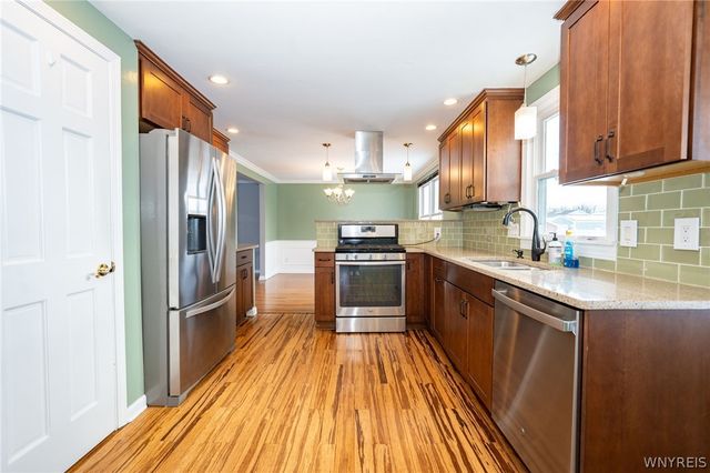 1065 Sheree Drive, Grand Island, NY 14072