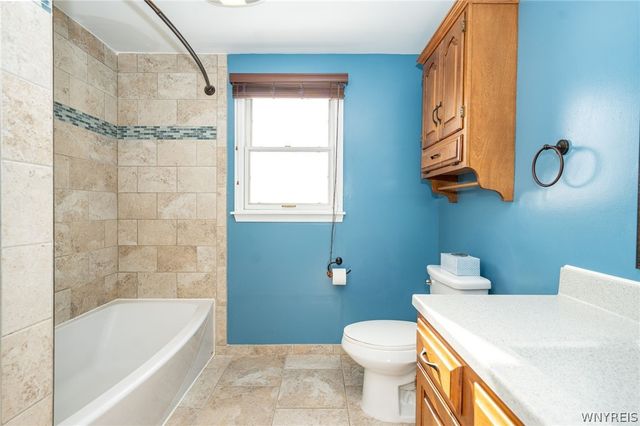 1065 Sheree Drive, Grand Island, NY 14072