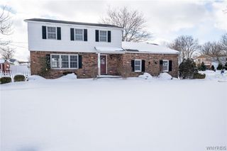1065 Sheree Drive, Grand Island, NY 14072
