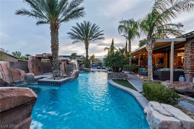 6151 Deep Autumn Avenue, Las Vegas, NV 89131