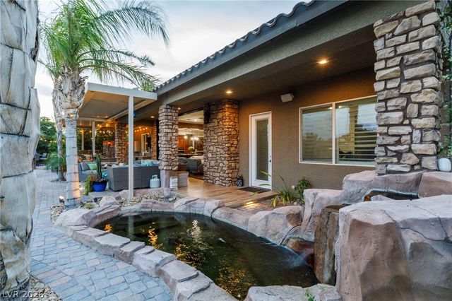 6151 Deep Autumn Avenue, Las Vegas, NV 89131