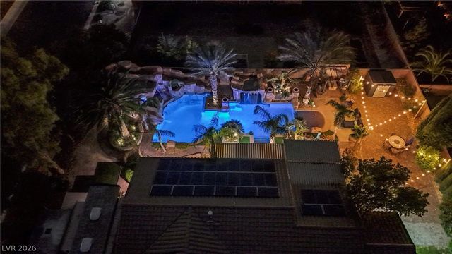 6151 Deep Autumn Avenue, Las Vegas, NV 89131