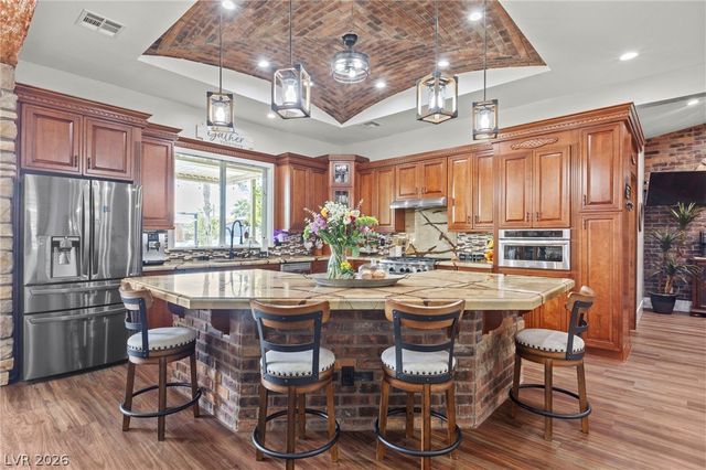 6151 Deep Autumn Avenue, Las Vegas, NV 89131