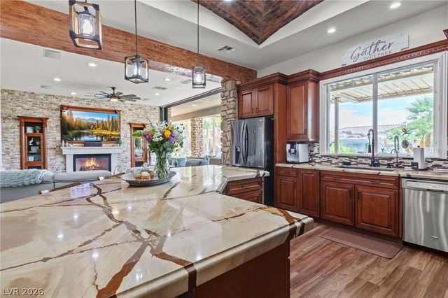 6151 Deep Autumn Avenue, Las Vegas, NV 89131