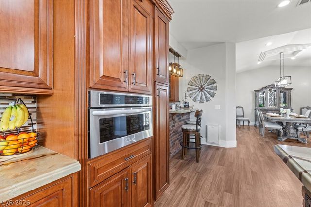 6151 Deep Autumn Avenue, Las Vegas, NV 89131