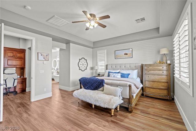 6151 Deep Autumn Avenue, Las Vegas, NV 89131