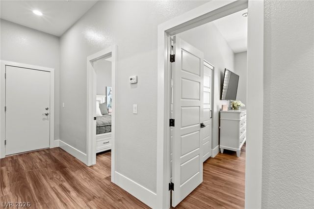 6151 Deep Autumn Avenue, Las Vegas, NV 89131