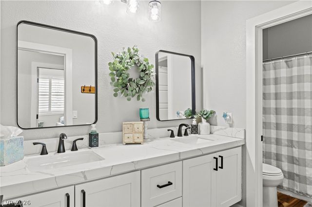 6151 Deep Autumn Avenue, Las Vegas, NV 89131